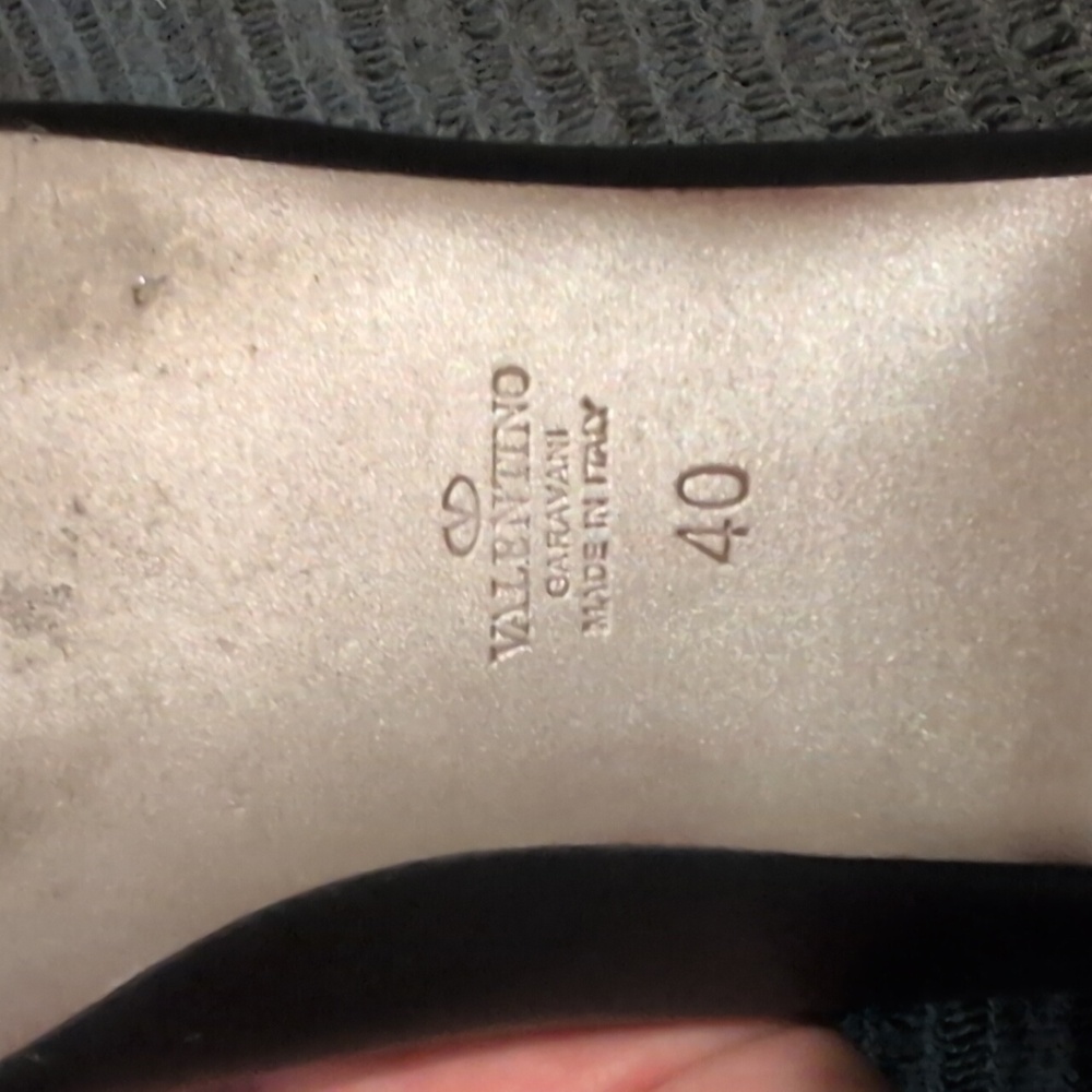 Valentino Garavani Flats Size 8.5 - Made In Italy! (1300 Retail) - Picture 5 of 5